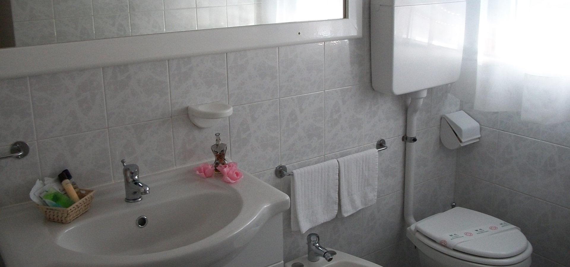 hotel-riccione fr chambre-glamour-family 012